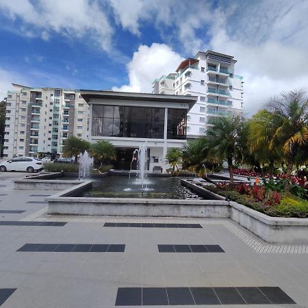 Family Apartment At The Quintet Cameron Highlands Exterior photo