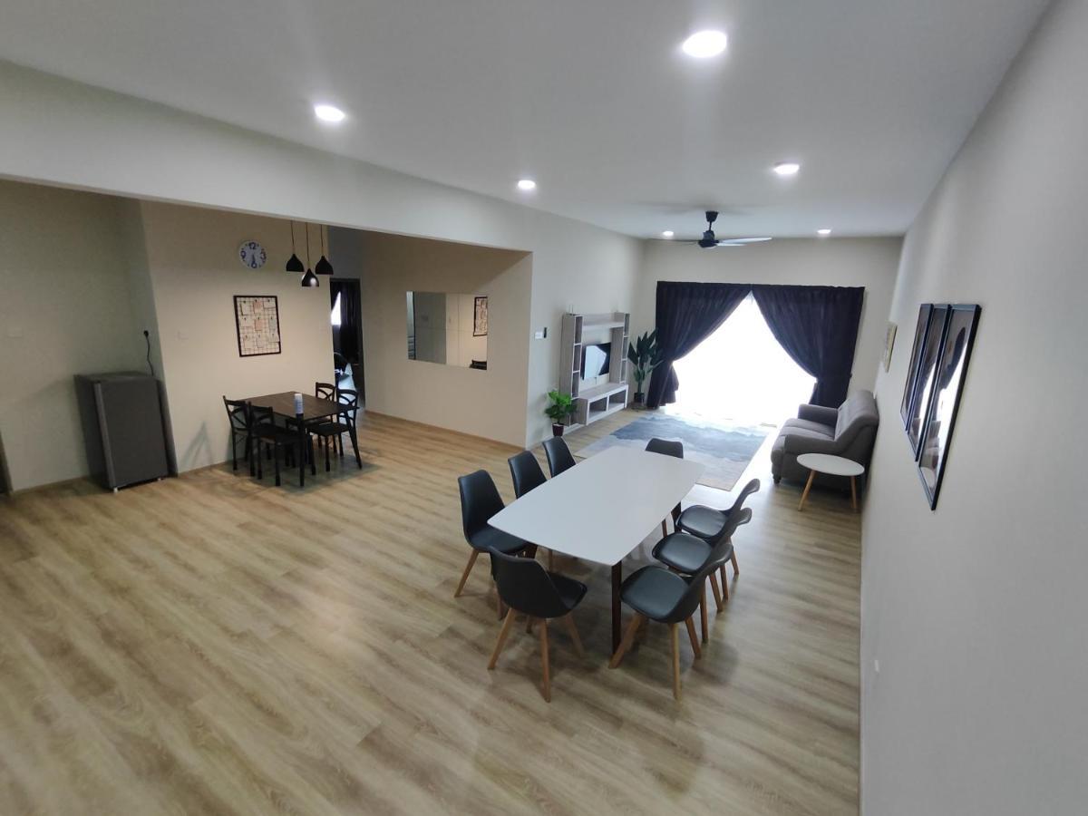 Family Apartment At The Quintet Cameron Highlands Exterior photo